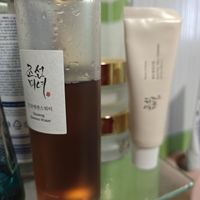 Customer-uploaded image, show more details