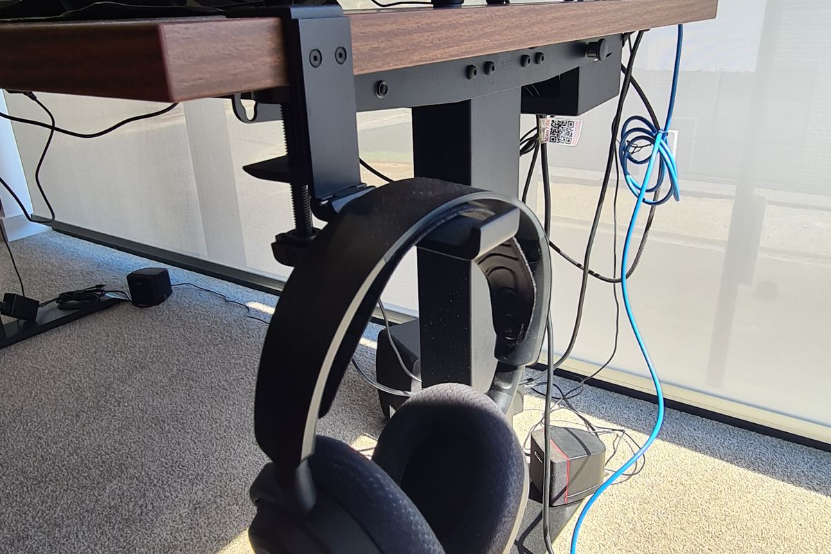 Desky Foldable Headphone Hook Headphone Hanger for Desk