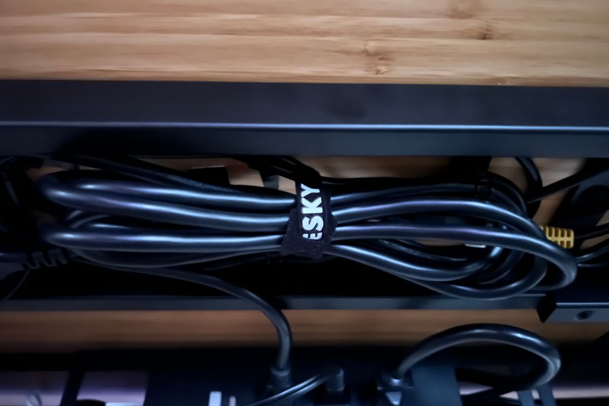 Desky Cable Organizer Kit