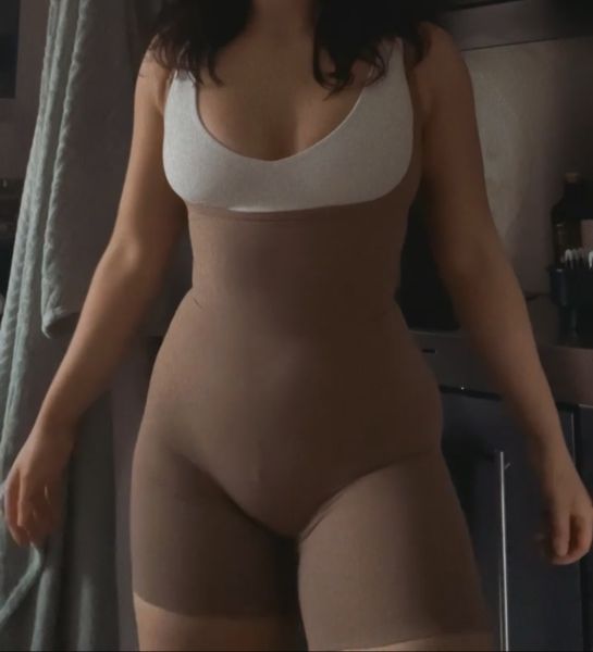 SEAMLESS SCULPT BUTT LIFTING OPEN BUST BODYSUIT | ONYX