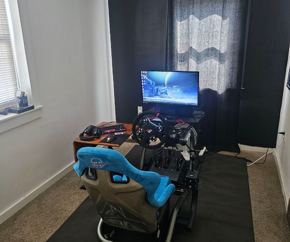 TR8 Pro Racing Simulator