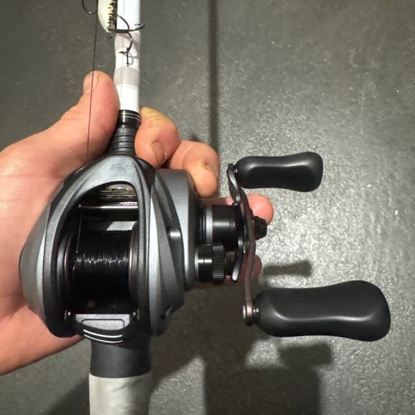 Moulinet Casting Abu Garcia REVO5 SX-HS LP-L – 7.3:1 – Main Gauche – Low Profile