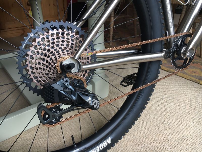 SRAM PCXX1 Eagle HollowPin 12-Speed Chain Copper Biketart