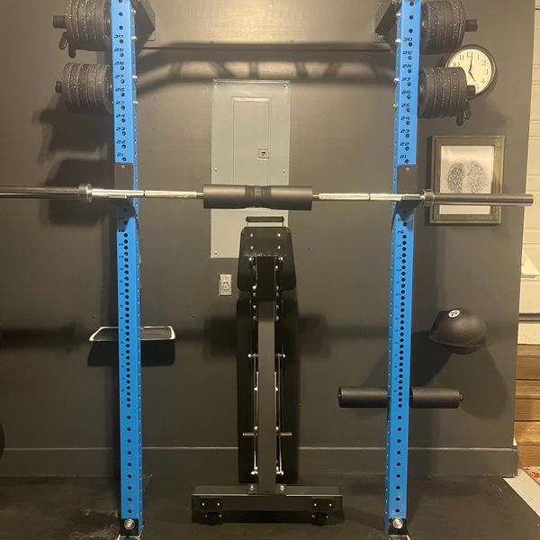 Plate Storage Peg 4-Peg Wall-Mounted Weight Plate Rack – Valor Fitness