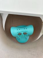 Customer-uploaded image, show more details