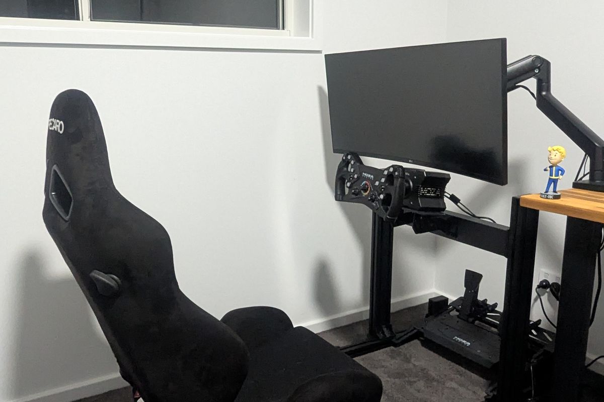 TR40S RACING SIMULATOR