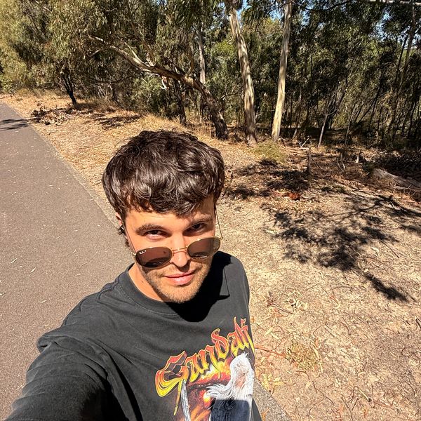 Steven Rhodes T-Shirt - Never Accept A Ride From Strangers - Official