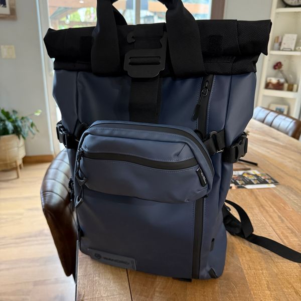 Tech Bag Medium in Black – WANDRD Gear