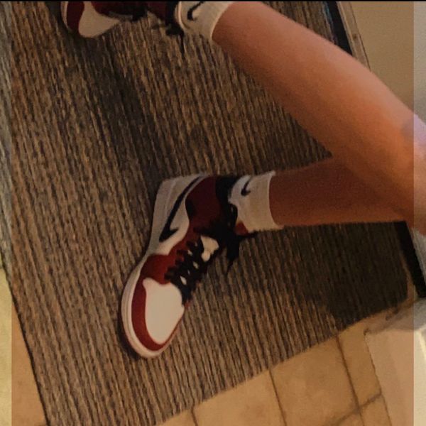 Air Jordan Mid 'Chicago' 2020 — Kick Game