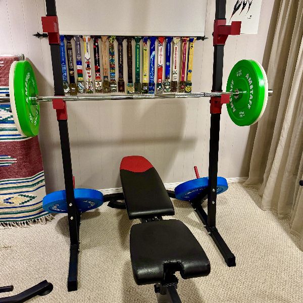 Diy Squat At Home Bench And Squat Rack Diy Squat Rack Bench Press