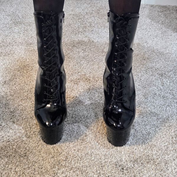 Stivaletti Platform Pleaser Adore 1020FS Grigio Scamosciato Vegan - Tacco 7 Pollici Taglie Forti