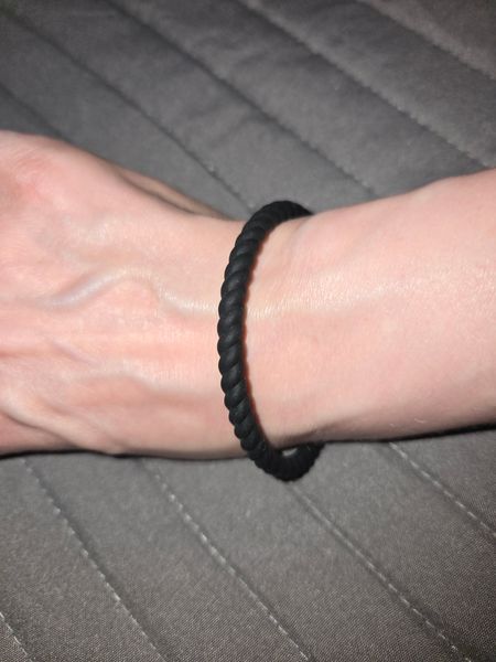 Bracelet Mala Om de 108 perles en Labradorite Grise – Karma Yoga Shop