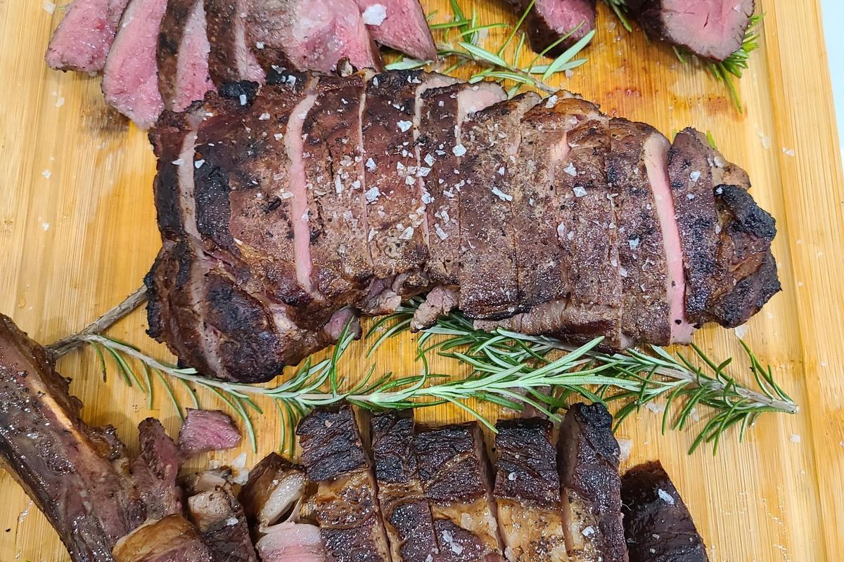 Filet Mignon How To Prepare Elk Steak Medium Rare How To Grill Elk