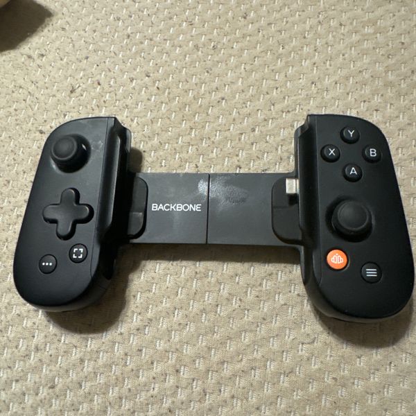 Backbone One(USB-C)ゲームコントローラー | Backbone 