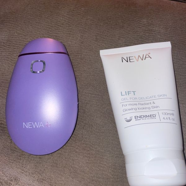 NEWA+ Cordless RF Wrinkle Reduction Device