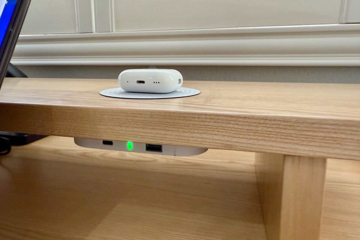 Desk Charger: The Unseen Hero of Your Productivity